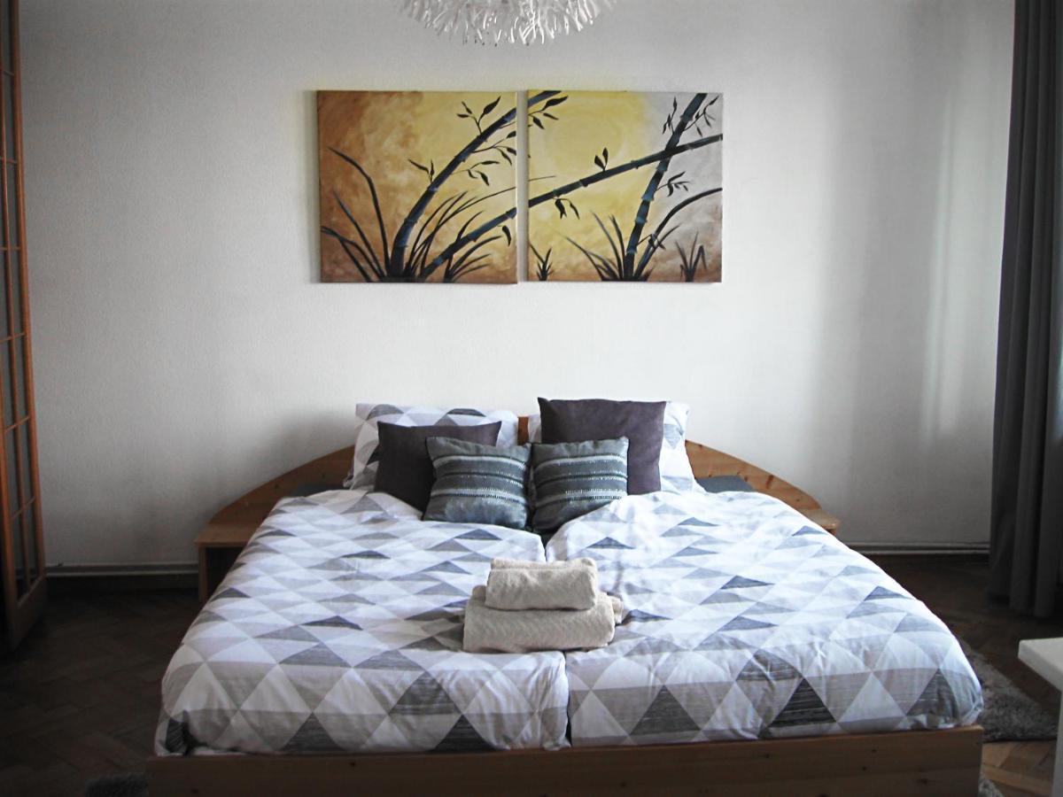 Danube View House With Garden Appartement Wenen Buitenkant foto