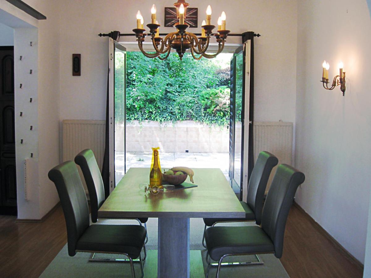 Danube View House With Garden Appartement Wenen Buitenkant foto