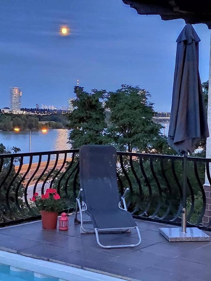 Danube View House With Garden Appartement Wenen Buitenkant foto